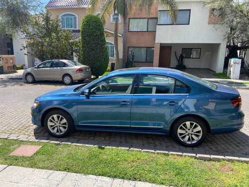 Imagen 3 de 11 de Volkswagen Jetta 2018 2.5 Comfortline Tiptronic At