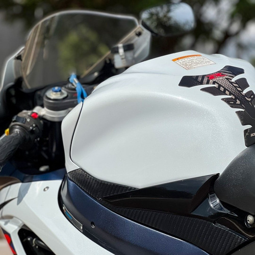 Imagem 7 de 12 de Suzuki Gsx-r750 2012