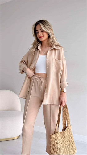 A Conjunto Piezas Con Pantalones Harén Y Camisa Informal