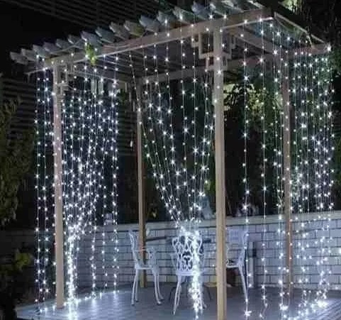 Imagem 4 de 4 de Cortina Led Decoração 3x2m 300 Leds Frio/quente 110v