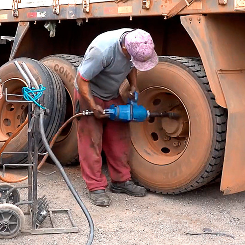 Imagem 1 de 7 de Parafusadeira De Tirar Pneu De Caminhão Carreta 320kg Ci5