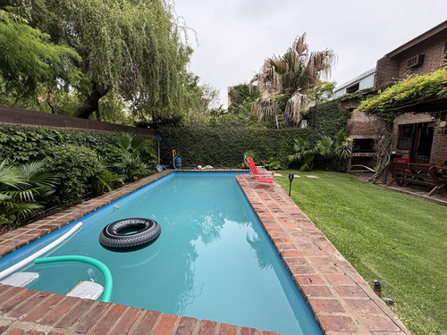 Casa En Venta De 3 Dormitorios En Bajo De San Isidro