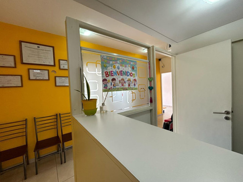 Oficina En Venta Con Renta - Edificio Polo I