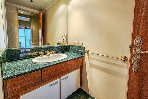 Venta Departamento 4 Ambientes Amplio Piso 2 Cocheras Flores