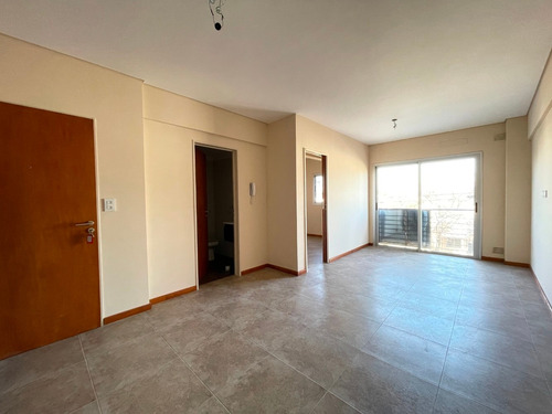 Imagen 3 de 7 de Venta Departamento 2 Ambientes Con Balcón Frances Castelar