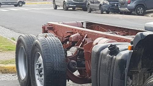 Iveco 160e23 Balancín Envainado Eje Neumático Chasis