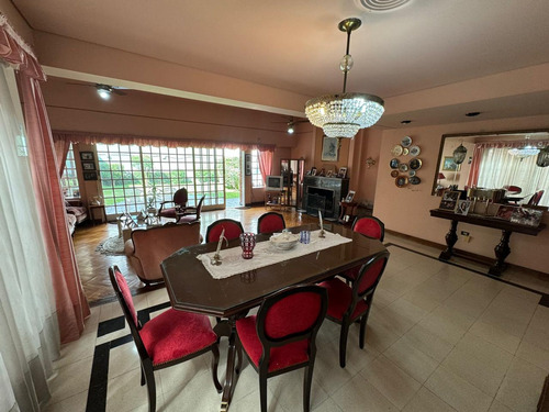 Venta - Excelente Casa 6 Amb - Flores, Caba