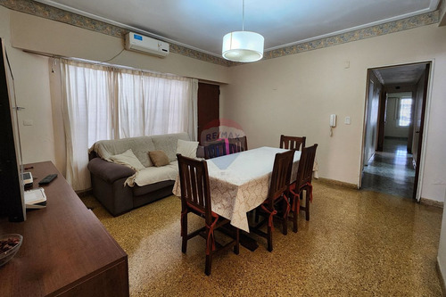 Venta Casa 5 Ambientes En Bernal - Apto Credito
