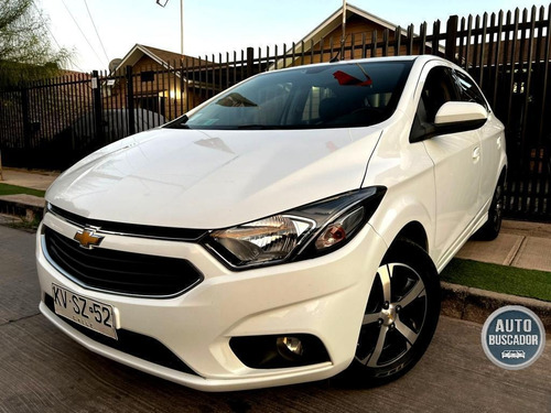 Imagen 3 de 8 de Chevrolet Onix 2019