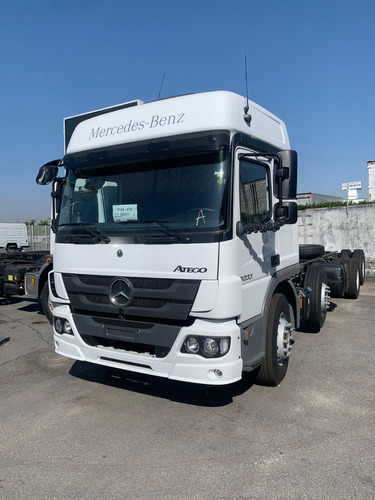 Mercedes Benz Atego 3033 8x2 2023/24 0km (entrada+parcelas)