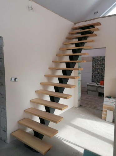 Escaleras Flotantes En 7 Días