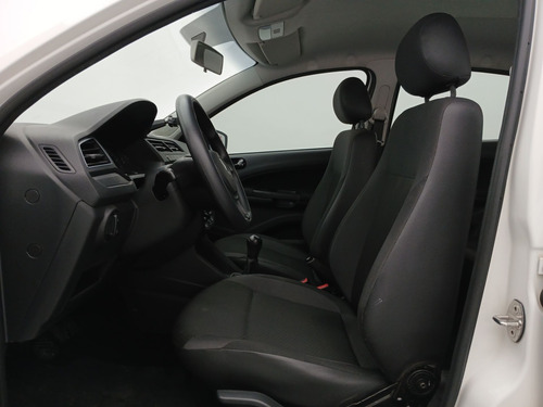 Volkswagen Voyage 1.6 MSI TOTALFLEX 4P MANUAL