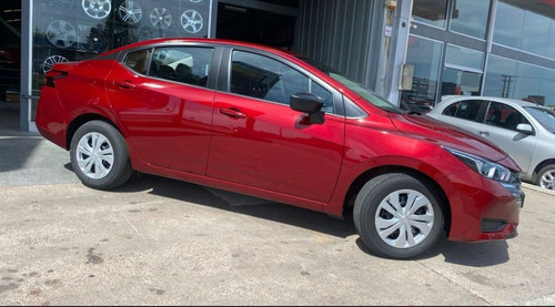 Nissan Versa 1.6 Sense