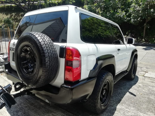 Imagen 6 de 10 de Nissan Patrol Y61 Gl 2007 3.0 4x4 500