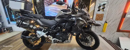 Benelli Trk 502 Modelo 2023 Escape Yoshimura R77 Todas Sus