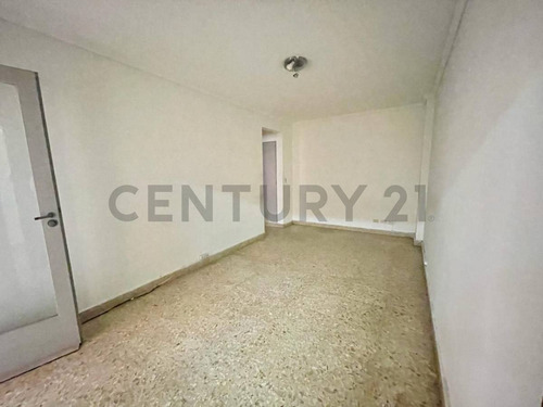 Venta Departamento 2 Ambientes Flores