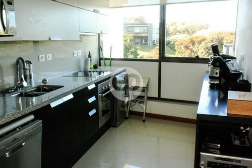 Apartamento En Primera Línea