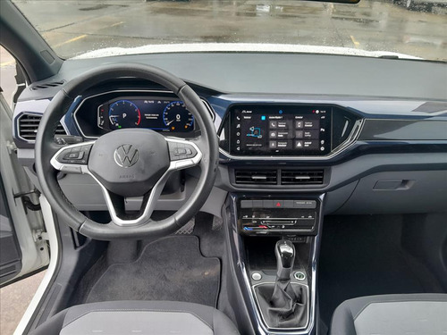 Volkswagen T-Cross 1.0 200 TSI TOTAL FLEX COMFORTLINE AUTOMÁTICO