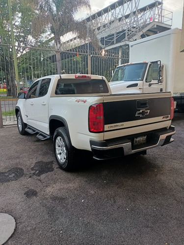 Imagen 6 de 11 de Chevrolet Colorado V6 4x4 Doble Cabina 2016