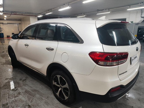 Kia Sorento 3.3 V6 GASOLINA EX 7L AUTOMATICO