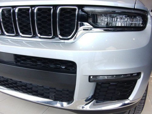 Jeep Grand Cherokee 3.6 Limited 286hp Techo + Llantas 18