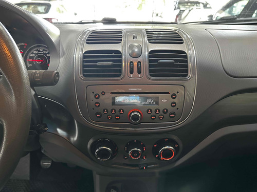 Fiat Grand Siena 1.6 MPI ESSENCE 16V FLEX 4P MANUAL