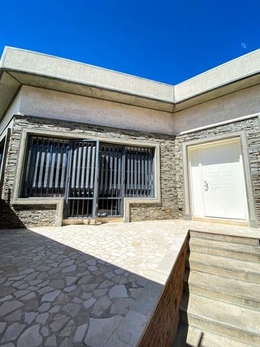 Casa Moderna En Parque Trigal (lr-alf)