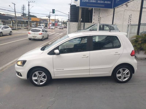 Imagem 5 de 14 de Volkswagen Fox Comfortline I Motion 1.6 8v 2016