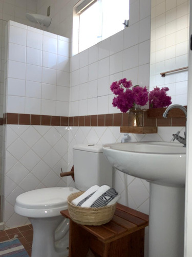 Casa Com 5 Quartos, 180m2, À Venda - Guarajuba - Camaçari - Cs-51
