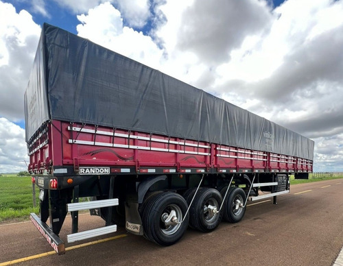 Carreta Graneleira Randon Linha R Com Pneus