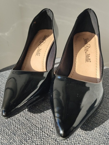 Zapatos Stilettos Negros Charolados 