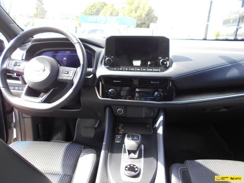 Nissan Qashqai 2.0 Advance 140 hp