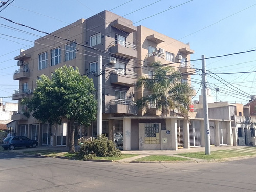 Departamento En Venta En Villa Luzuriaga