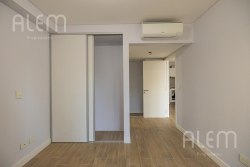 Departamento De 2 Ambientes En Las Lomitas Street