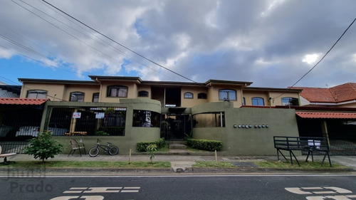 Imagen 1 de 7 de Casa En Condominio En Venta, 95% Financiada, Ubicada En Curridabat Guayabos