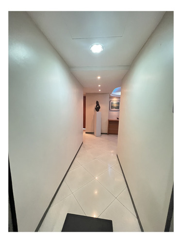 Imagen 4 de 9 de En Venta Oficina 54mts Ave. Libertador
