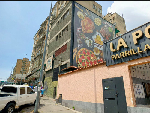 Edificio Comercial Y Residencial Totalmente Desocupado