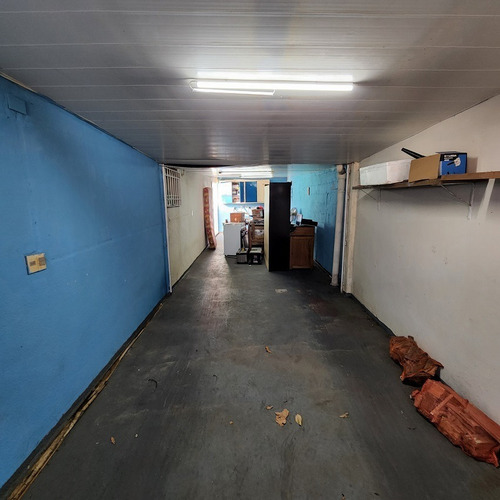 Imagen 21 de 21 de Venta Casa Malvin 4 Dormitorios (uno En Suite) Más 2 Baños Y Garaje Para 2 Autos.