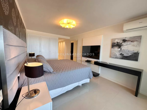 Alquiler Temporario De Apartamento 3 Dormitorios En Brava, Punta Del Este
