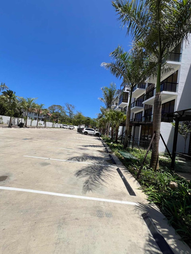 Vendo Apartamento Segundo Nivel Frente Malecón Puerto Plata