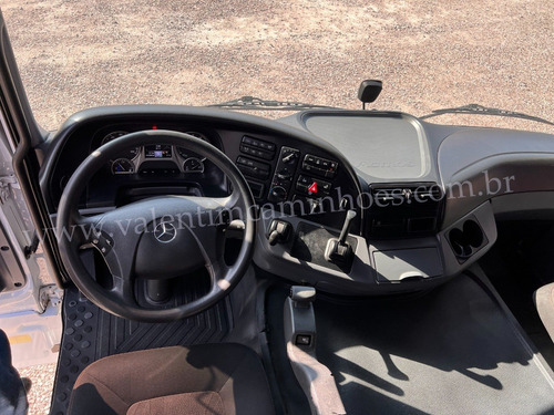 Imagem 12 de 15 de Mb Actros 2546 Trucado - 2019