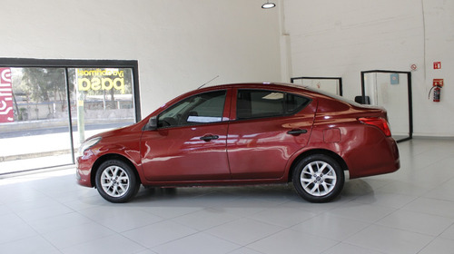 Nissan Versa 1.6 Drive Mt