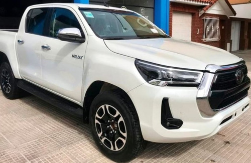 Toyota Hilux 4x2 Dc Srx 2.8tdi 6at 204cv Mod.2021 Disponible