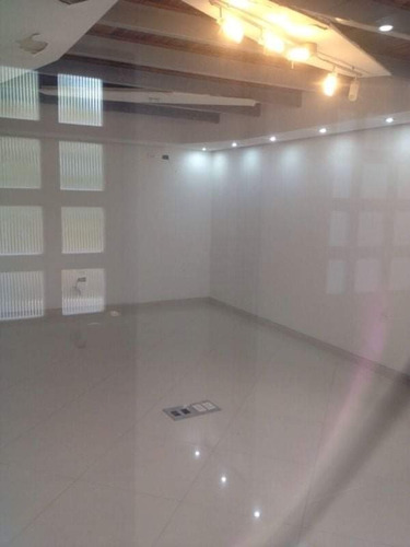 Imagen 27 de 27 de Cristian Guedez Vende Galpon Local De Lujo En Los Colorados