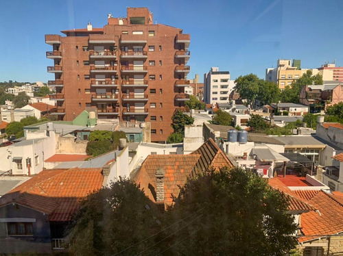Imagen 20 de 23 de Rawson 2400. Piso De Oficinas En Venta