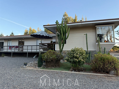 Casa En Venta De 4 Dorm. En Algarrobo