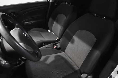Imagen 15 de 15 de Nissan Versa 2019 1.6 Drive Mt
