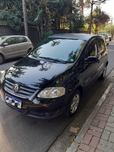 Imagem 1 de 15 de Volkswagen Fox 2009 1.0 Vht Route Total Flex 5p