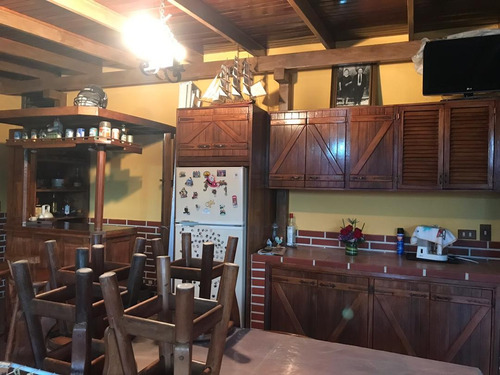 Ph En Venta En Baruta Urb Monte Alto Av Monte Rey. As
