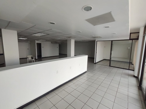 Oficinas En Renta En Veracruz Sobre Boulevard Ruiz Cortines Boca Del Río, Ver.